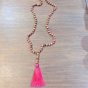 EUC Perle by Lola beaded necklace with bright pink tassel